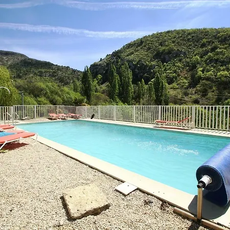 Pensjonat La Clue/ Le Jas Du Ventoux Plaisians